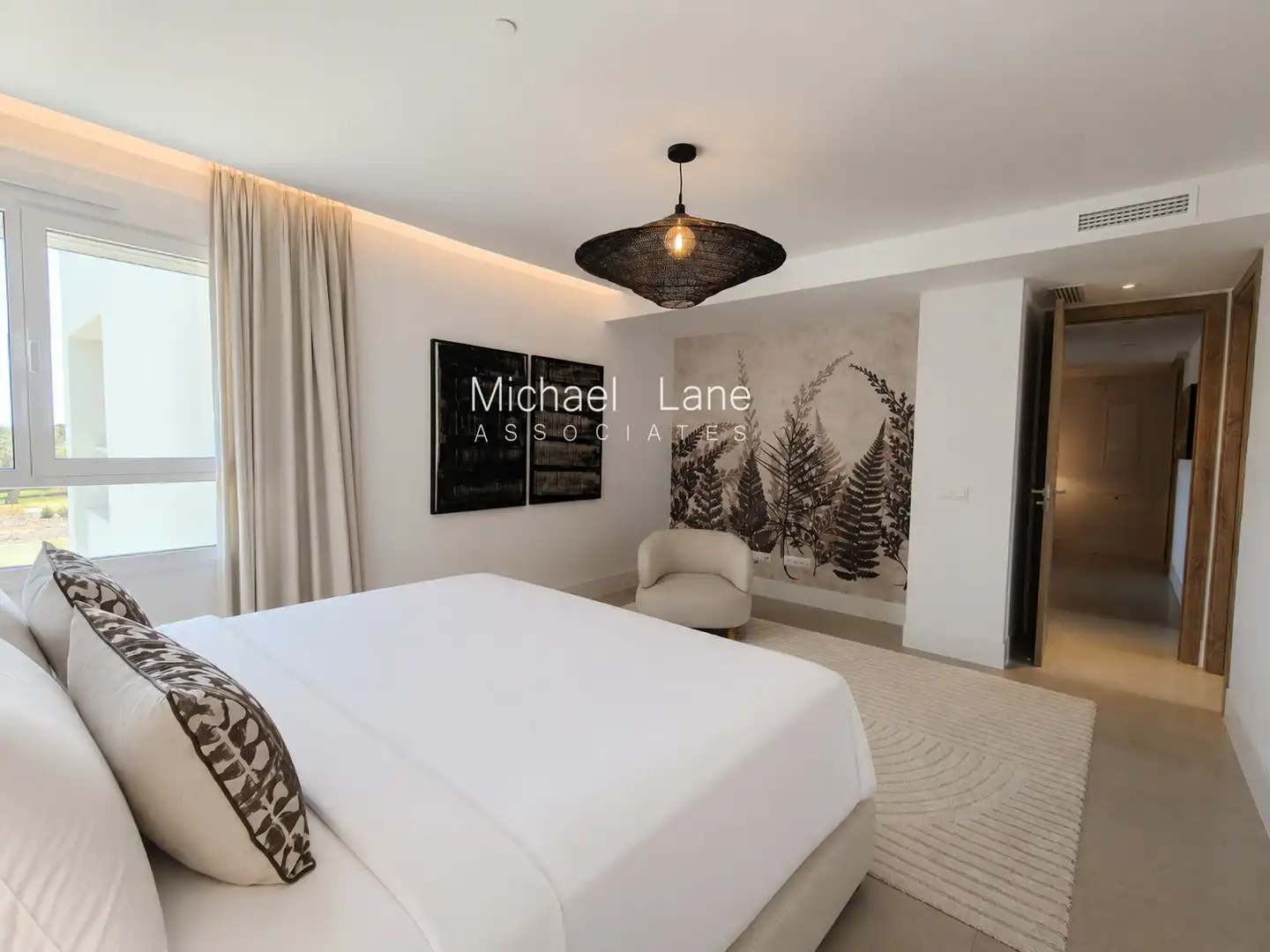 Schlafzimmer von Wohnung zum Verkauf in Sotogrande mit Klimaanlage, Heizung und Terrasse