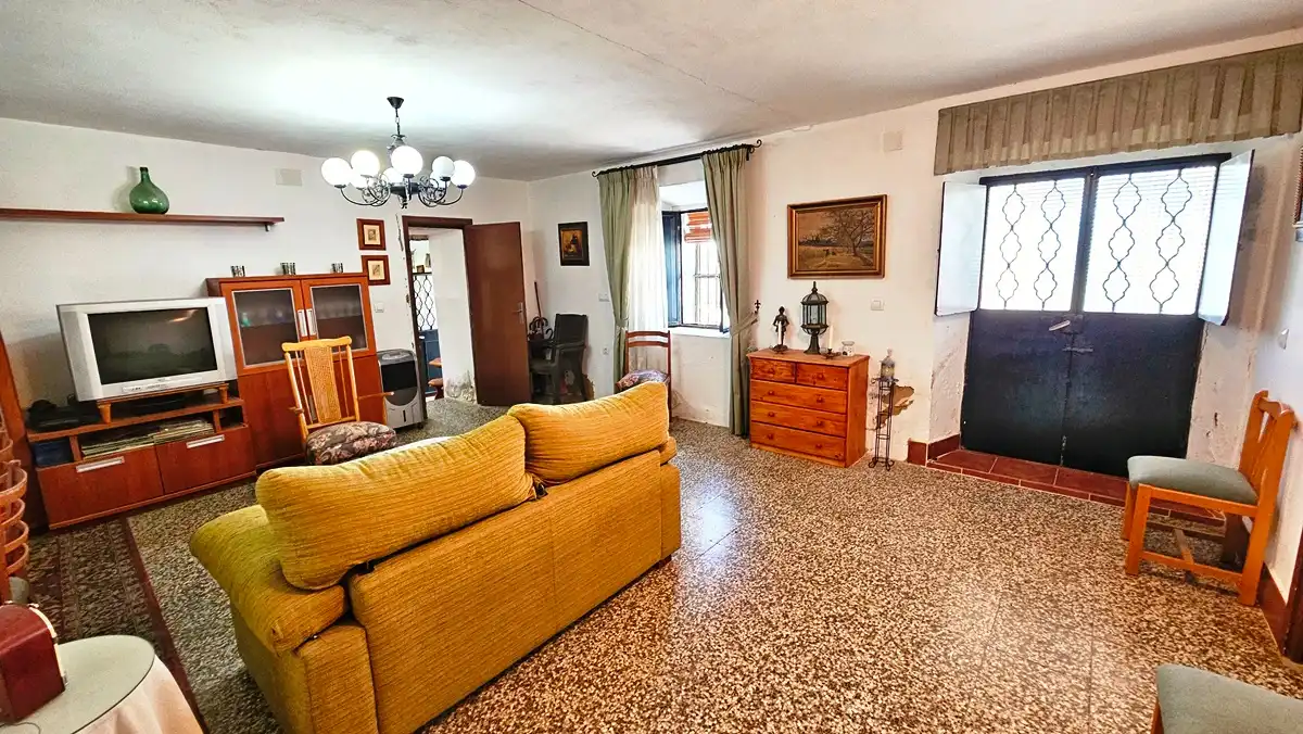 Sala d'estar de Casa o xalet en venda en Almonaster la Real amb Jardí privat, Terrassa i Traster
