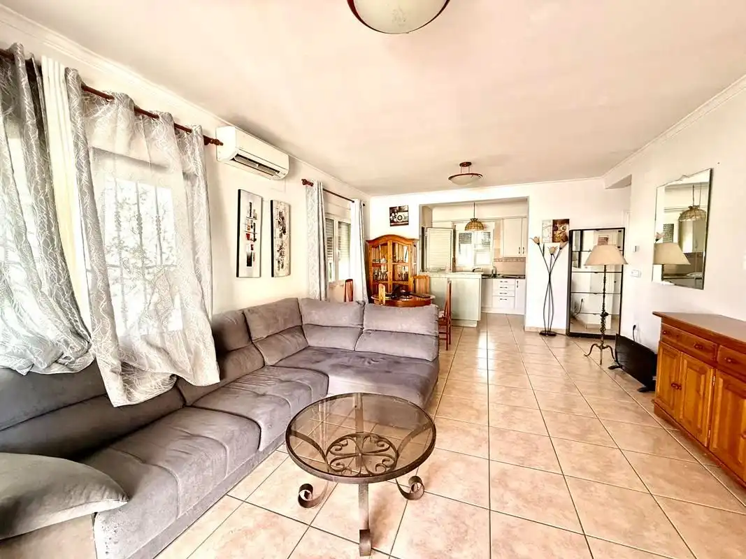 Sala de estar de Casa o chalet en venta en Els Poblets con Aire acondicionado, Calefacción y Jardín privado