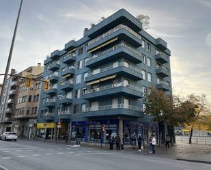 Exterior view of Flat to rent in Girona Capital  with Air Conditioner and Balcony