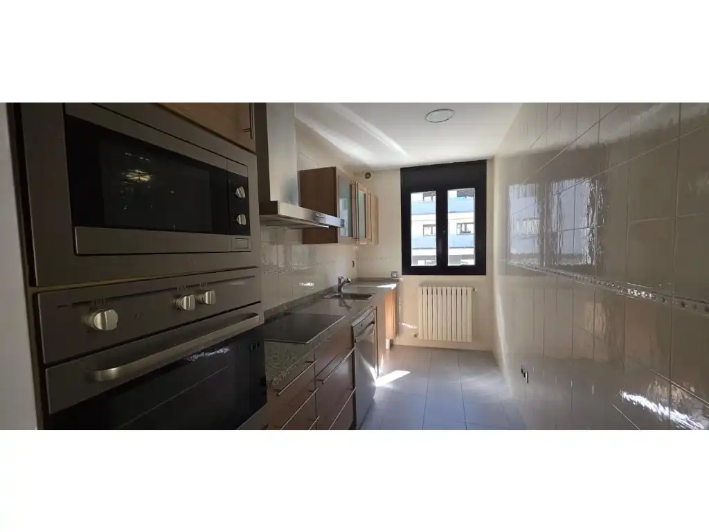 Cocina de Apartamento de alquiler en La Massana
