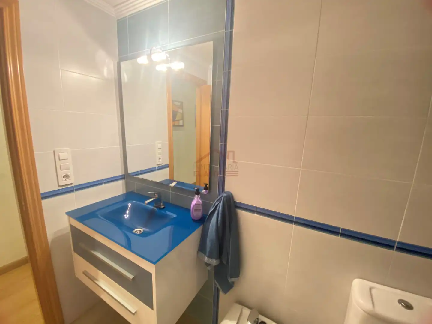 Baño de Piso en venta en Elche / Elx con Aire acondicionado, Calefacción y Horno