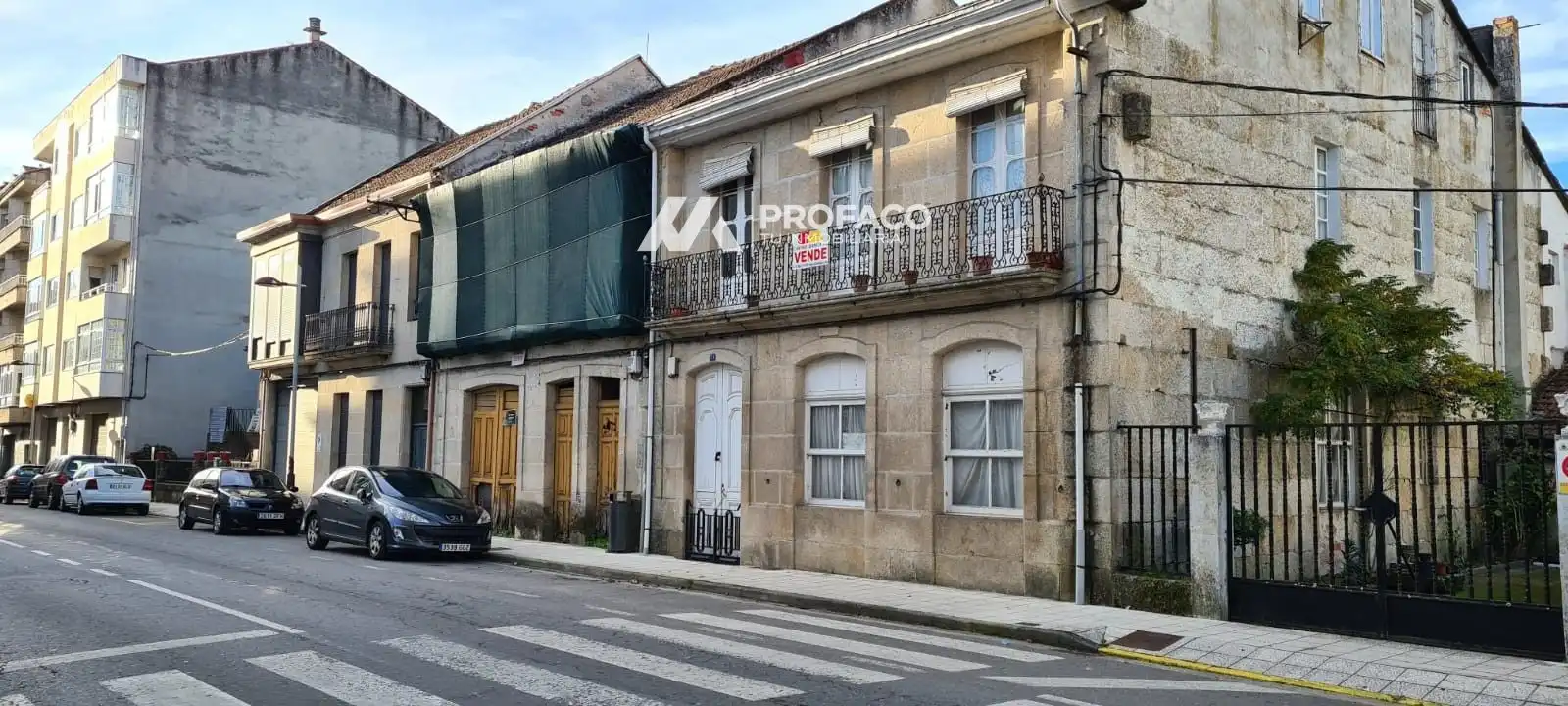 House for sale in Compostela