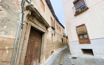 Exterior view of Building for sale in  Toledo Capital