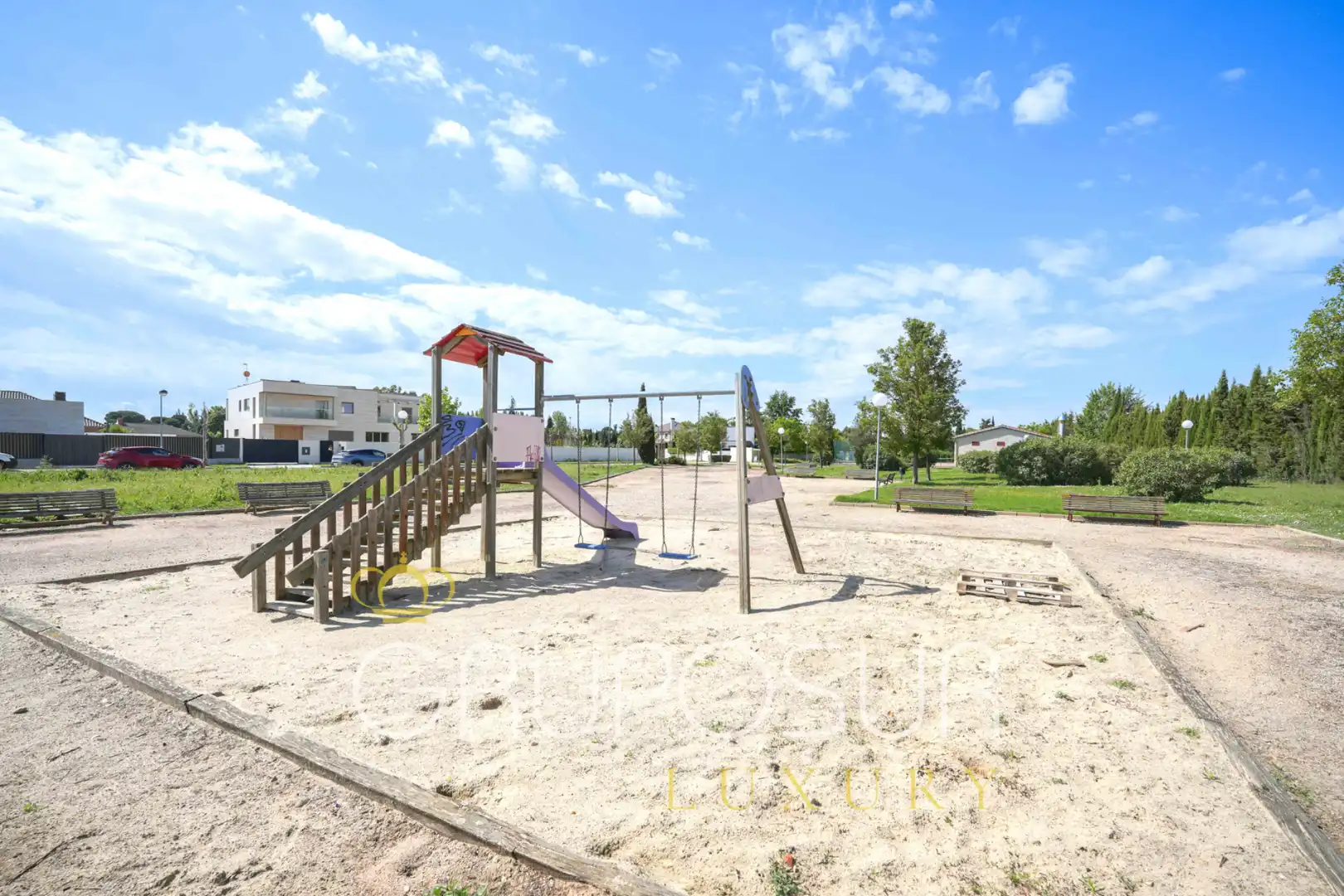 Houses for sale in Simancas  with Air Conditioner, Heating and Private garden