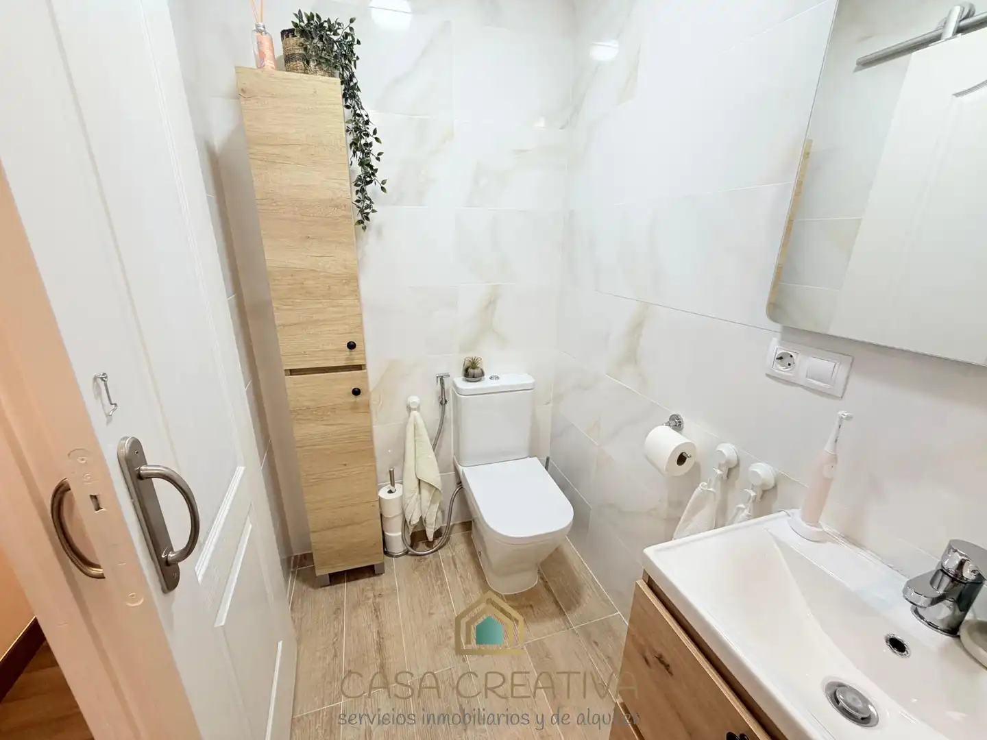 Baño de Piso en venta en Alzira con Aire acondicionado, Calefacción y Amueblado