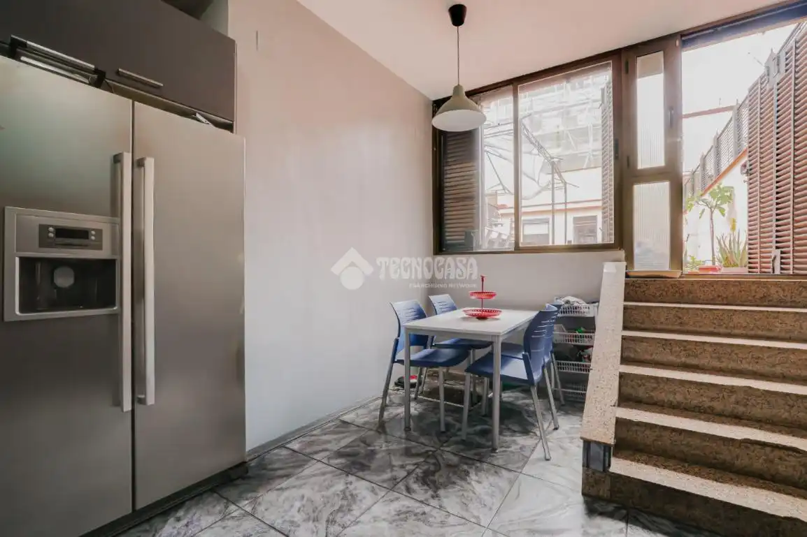 Cocina de Piso en venta en Santa Coloma de Gramenet