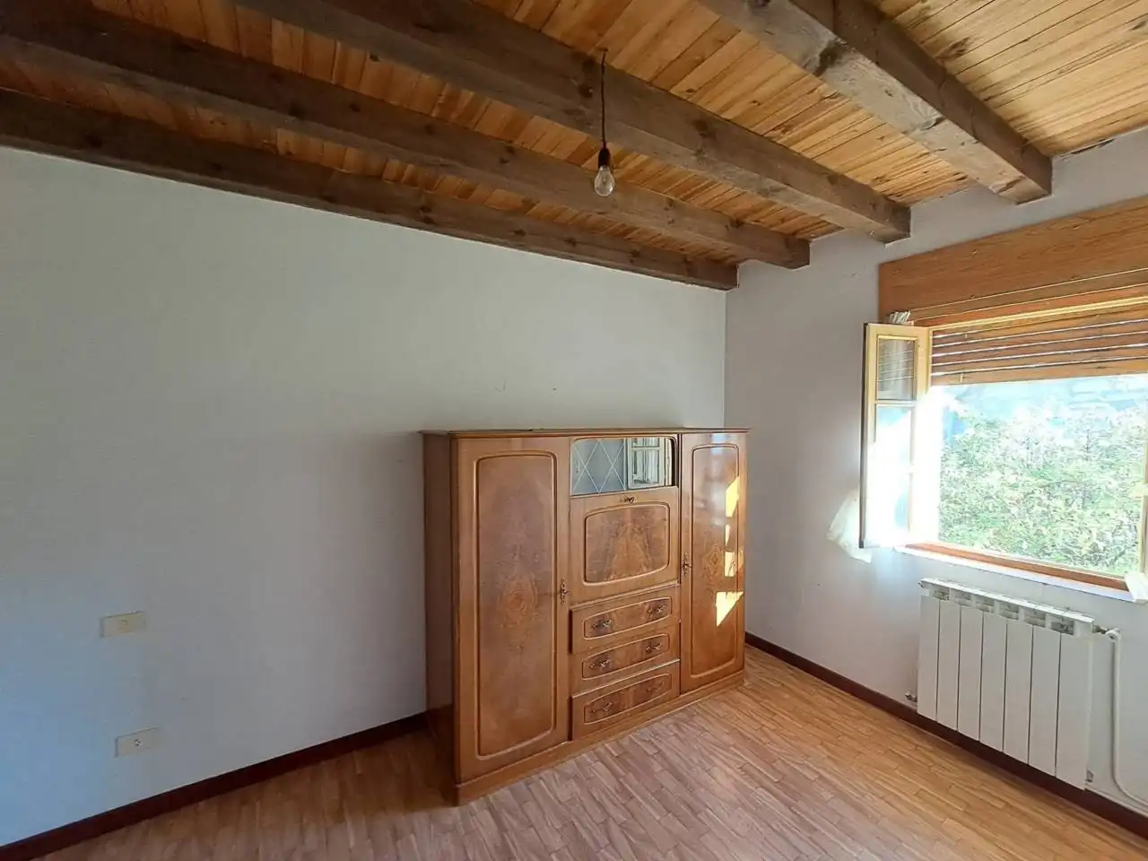 Sala d'estar de Casa o xalet en venda en Hontanas amb Calefacció, Jardí privat i Terrassa