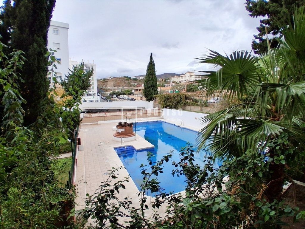 Swimming pool of Flat for sale in Rincón de la Victoria  with Terrace and Swimming Pool