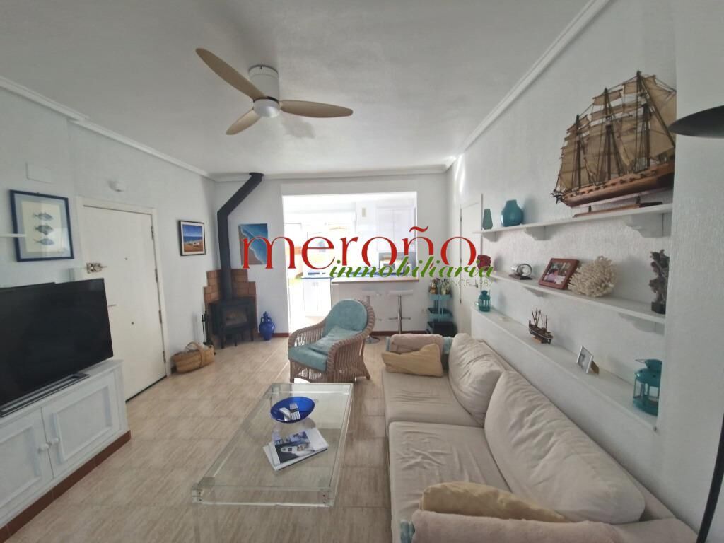 Sala d'estar de Àtic en venda en Santa Pola amb Aire condicionat, Terrassa i Traster