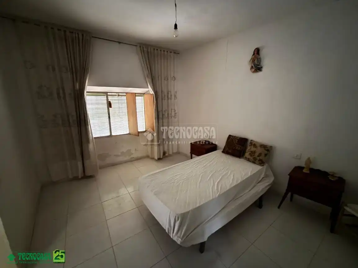 Schlafzimmer von Einfamilien-Reihenhaus zum Verkauf in Granátula de Calatrava mit Terrasse