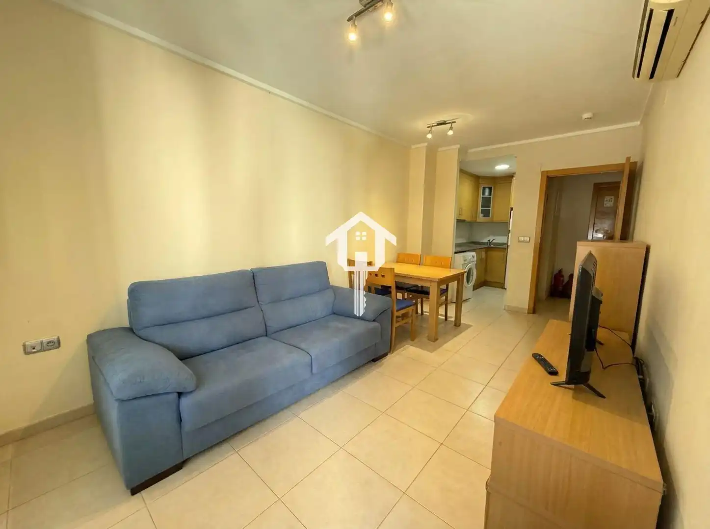 Vista exterior de Piso en venta en Alicante / Alacant con Amueblado, Balcón y Jacuzzi