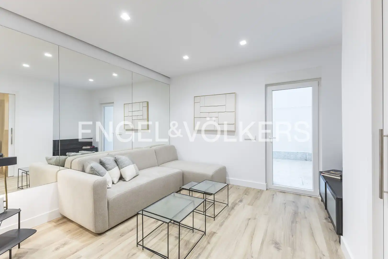 Wohnzimmer von Wohnung zum Verkauf in Madrid mit Heizung und Möbliert