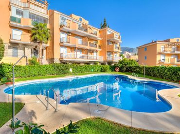 Apartamento con piscina en venta en Torreblanca del Sol