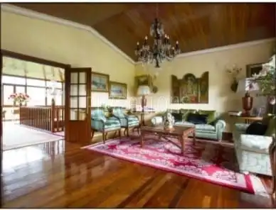 Sala de estar de Casa adosada en venta en Loiu
