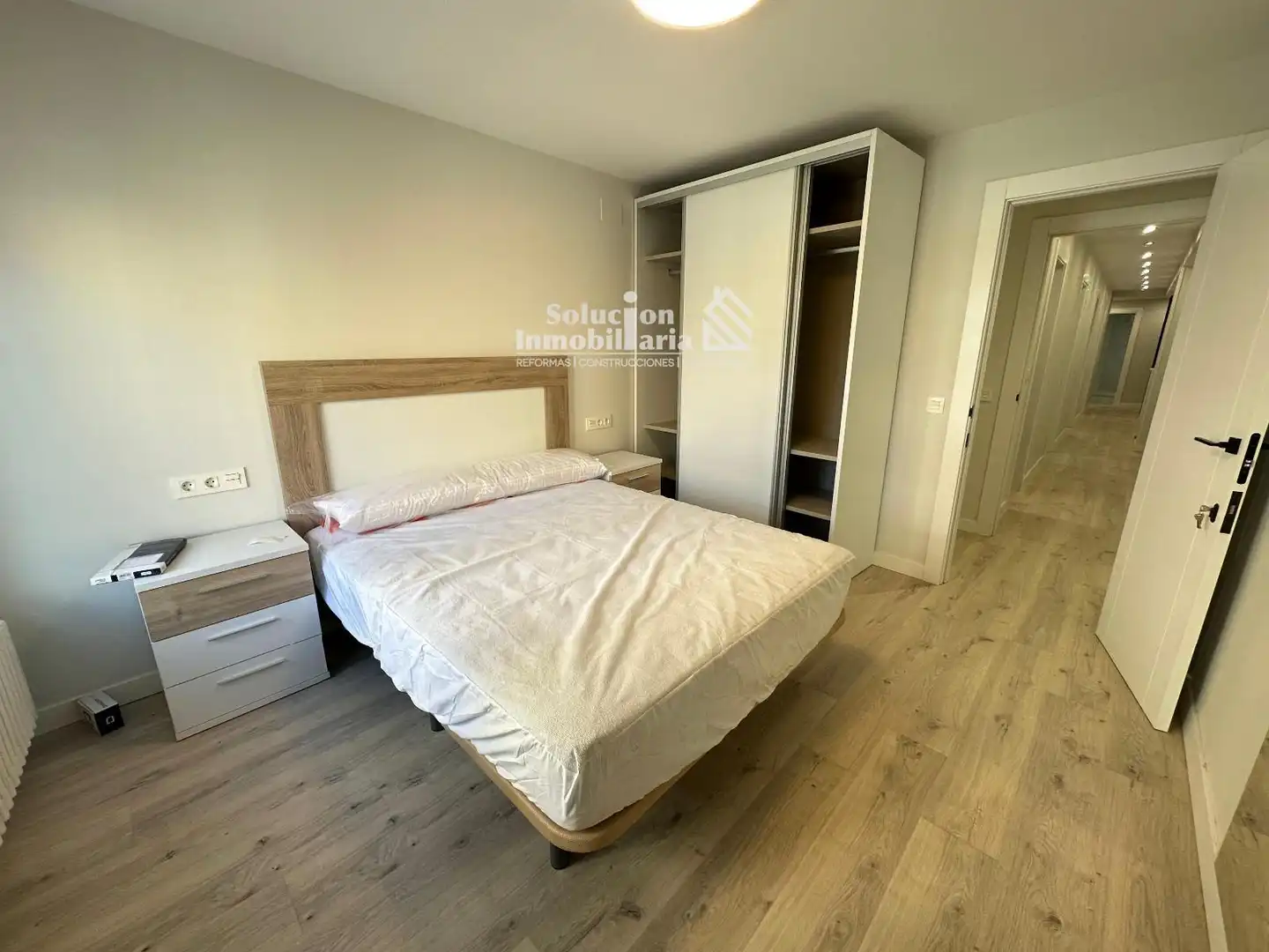 Schlafzimmer von Wohnung zur Miete in Salamanca mit Heizung, Terrasse und Möbliert