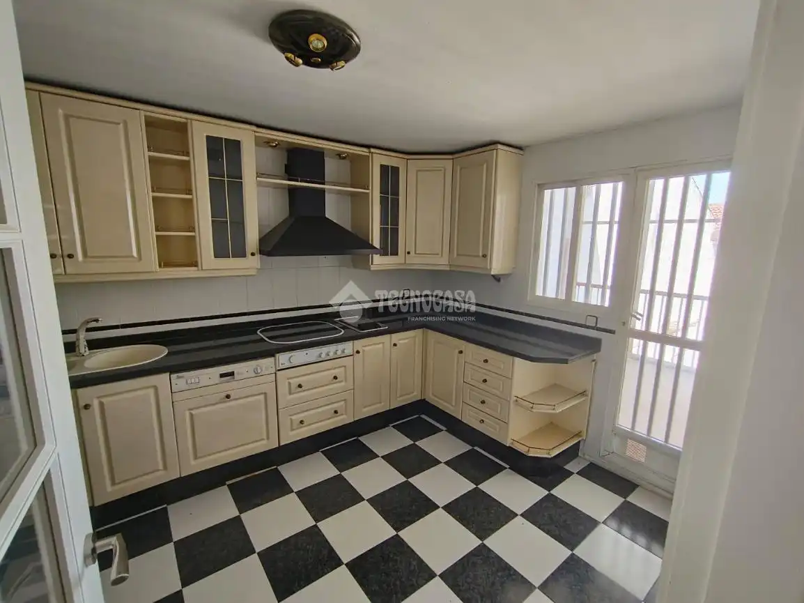 Casa pareada con piscina en venta en Mengíbar, imagen 16