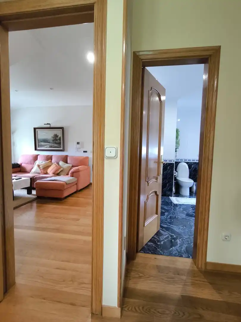 Casa o chalet en venta en Vilagarcía de Arousa con Calefacción, Jardín privado y Parquet