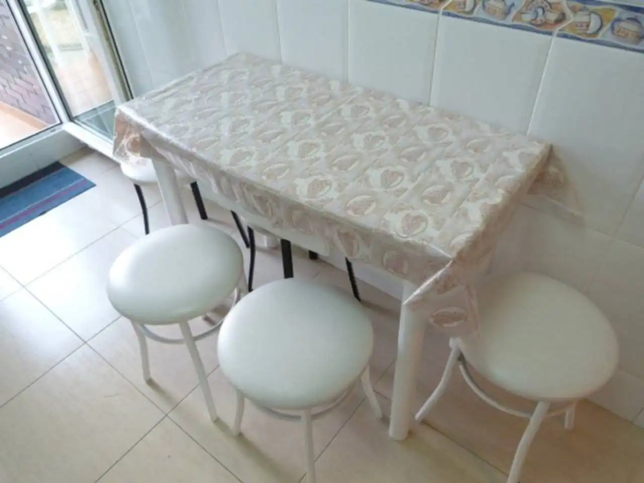 Menjador de Apartament de lloguer en Noja amb Calefacció, Jardí privat i Terrassa