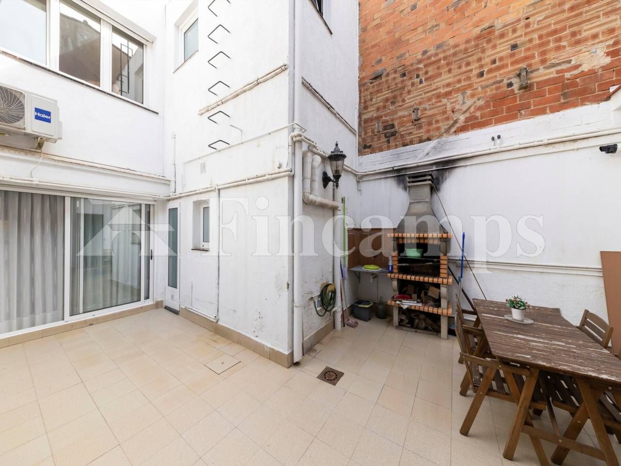 House or chalet for sale in Sabadell  with Air Conditioner and Heating