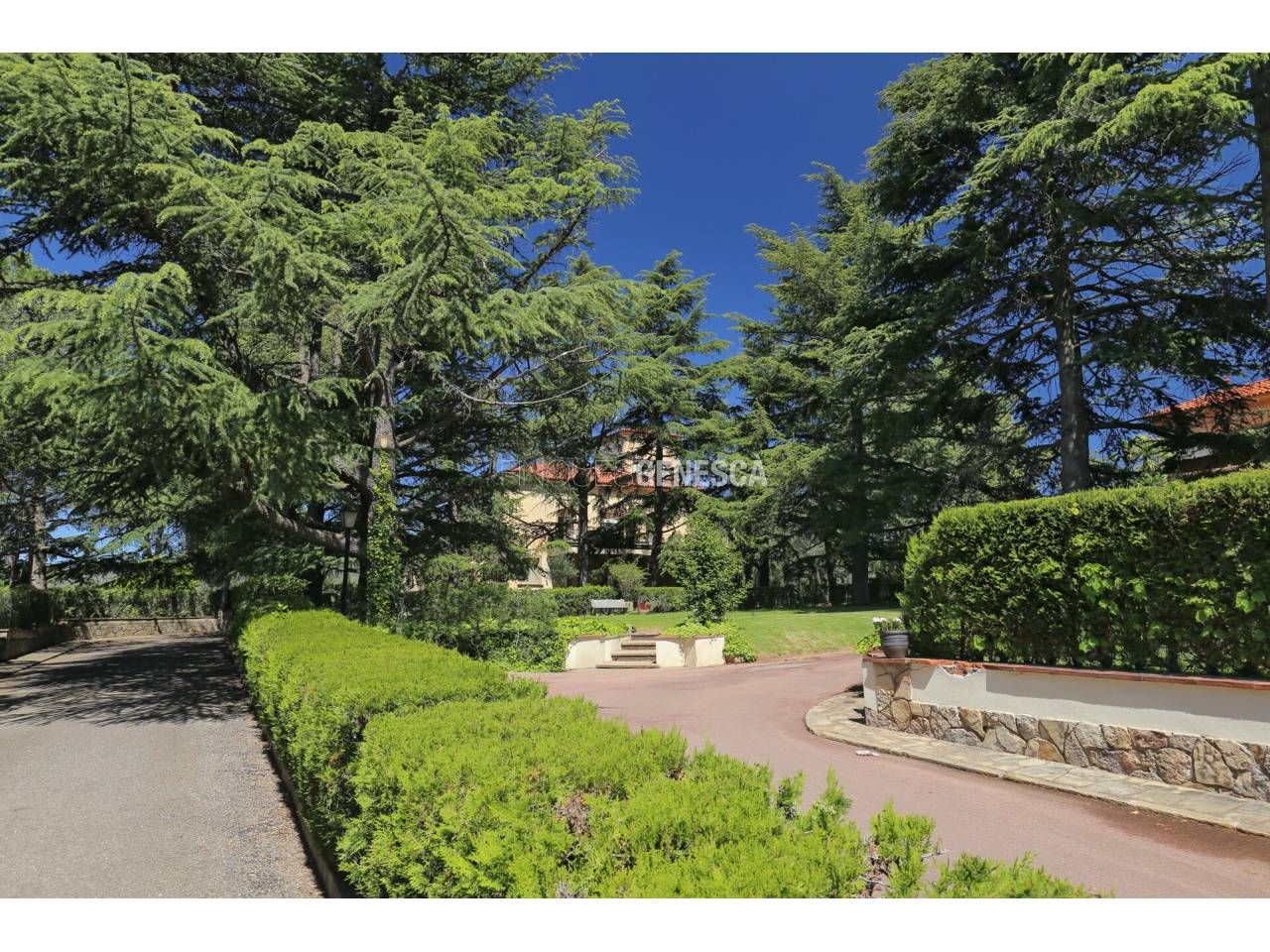 Jardí de Casa o xalet en venda en Matadepera amb Jardí privat, Terrassa i Piscina
