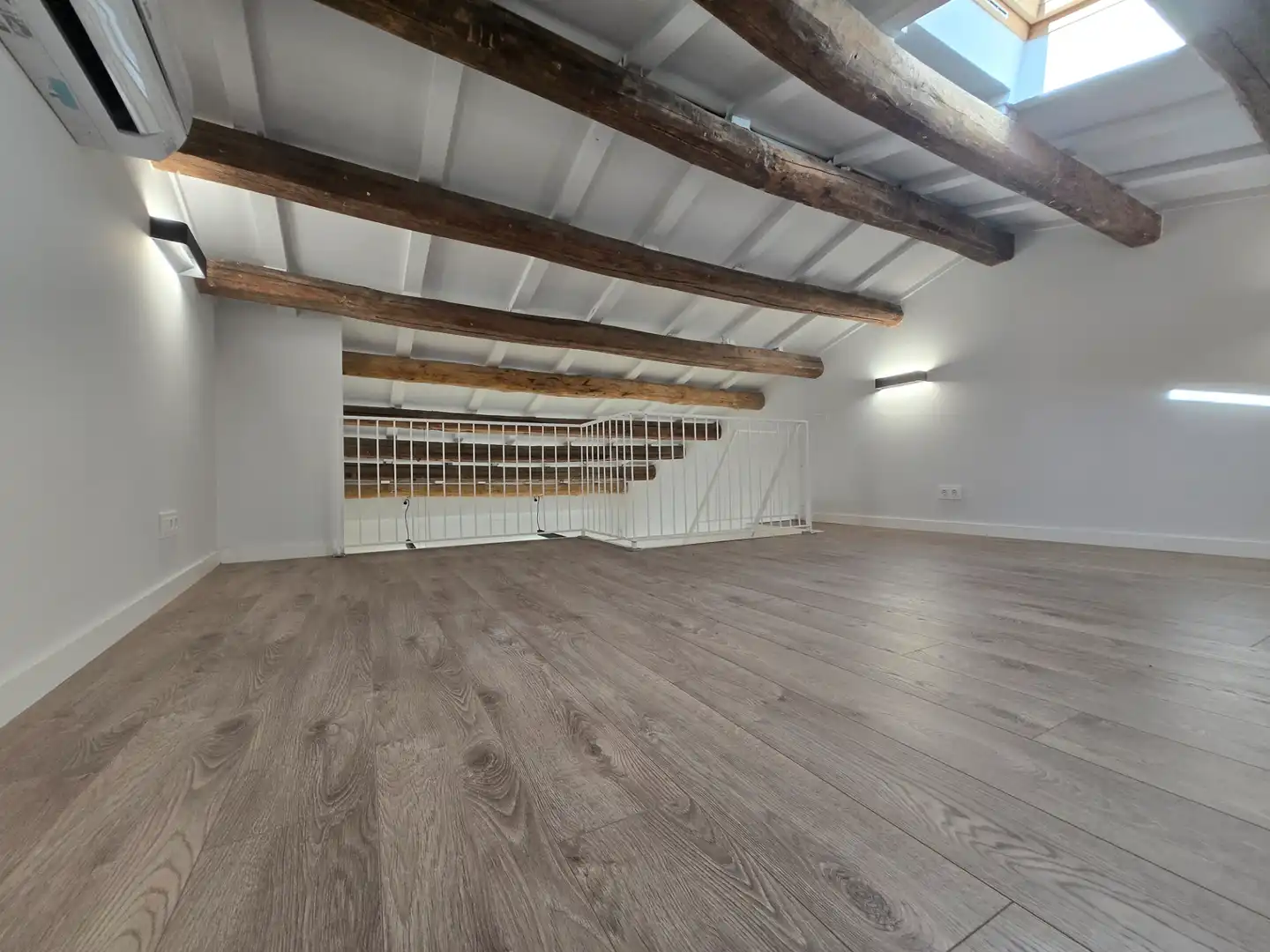 Apartament amb balcó de lloguer a Centre, imagen 22