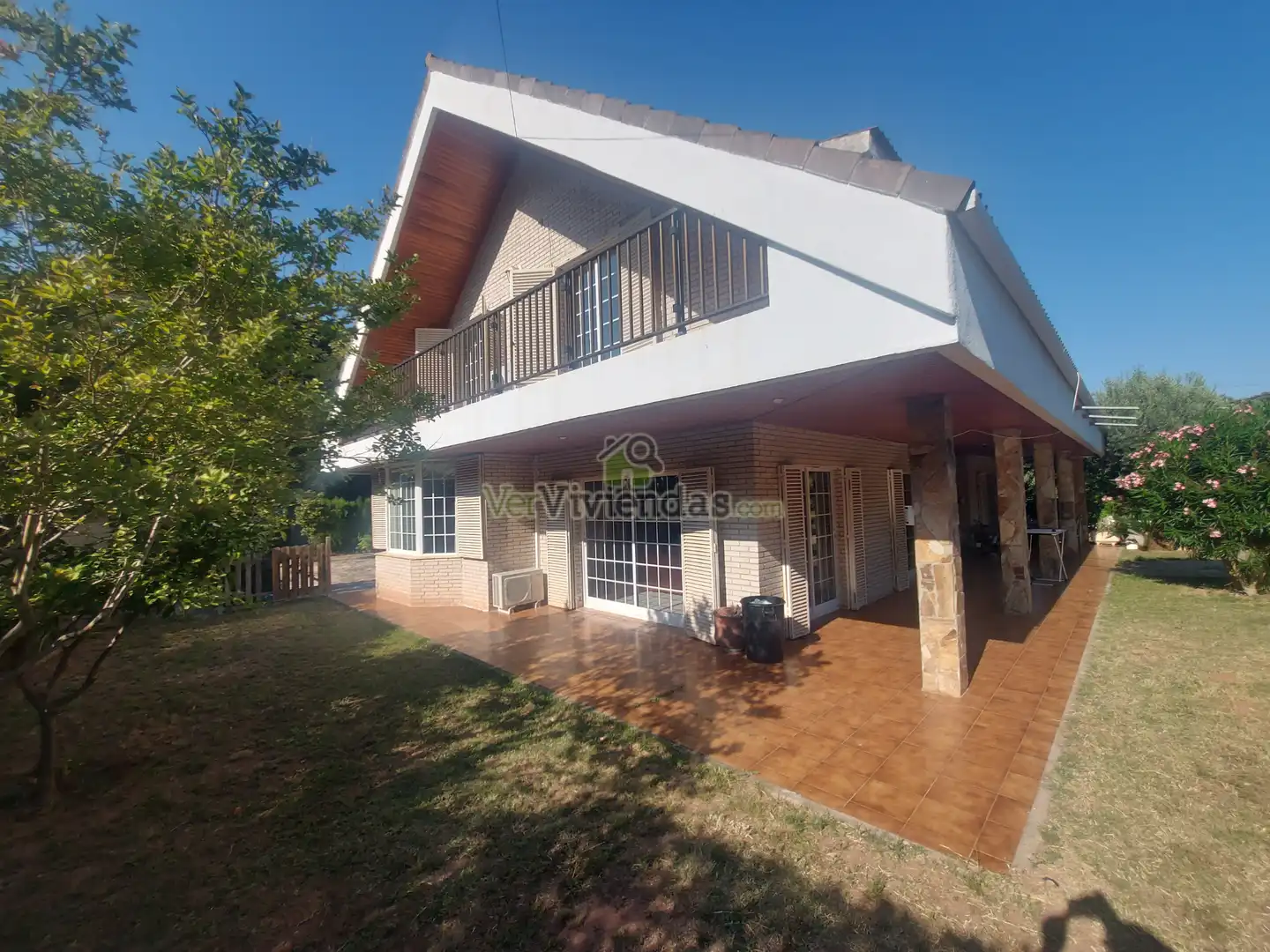 Jardí de Casa o xalet en venda en Torrelles de Llobregat amb Aire condicionat, Calefacció i Jardí privat