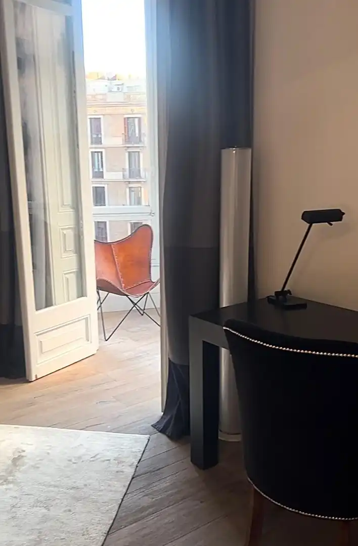Dormitori de Pis de lloguer en Barcelona amb Aire condicionat, Calefacció i Parquet