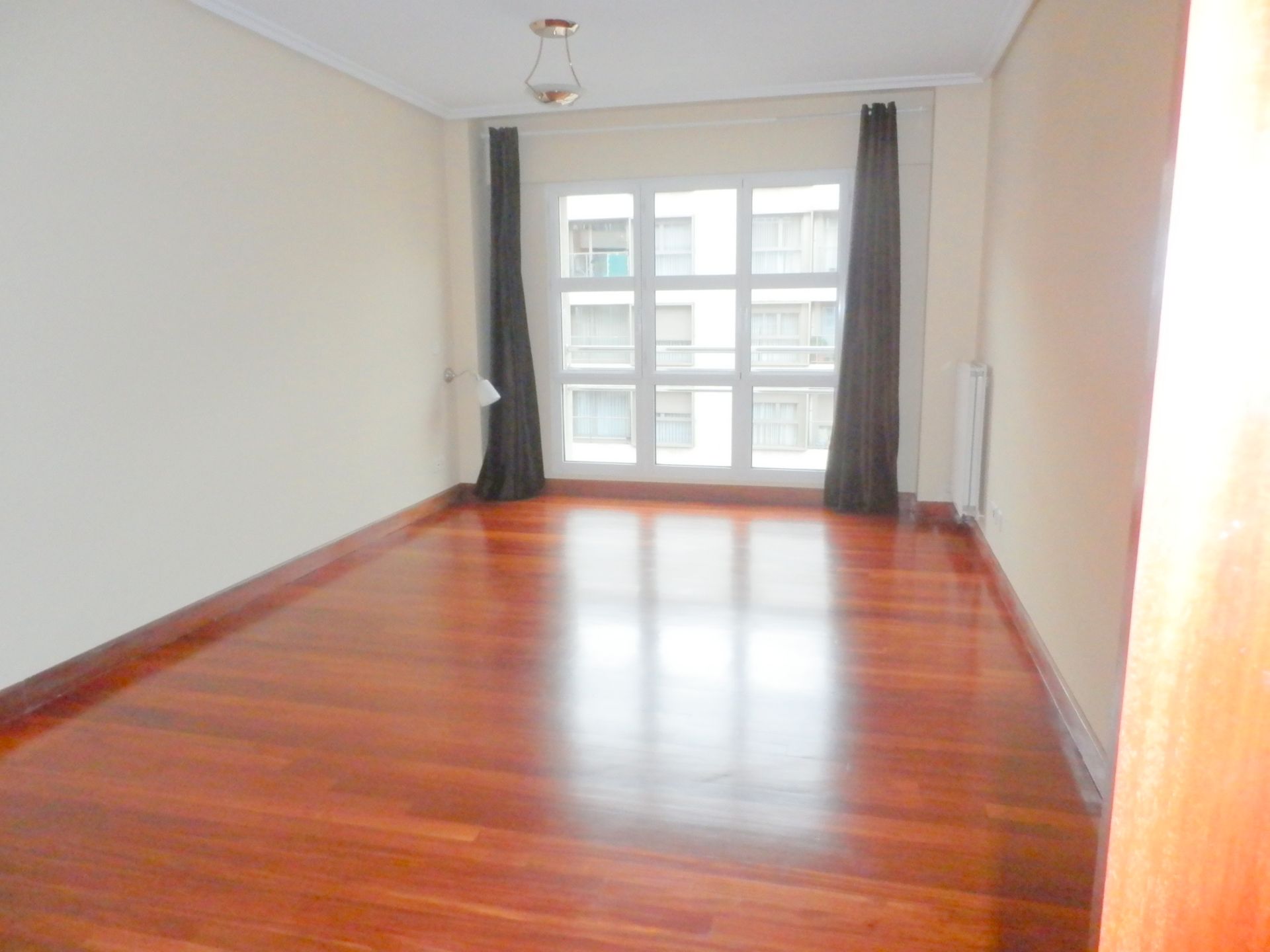 Sala de estar de Piso de alquiler en Bilbao  con Calefacción, Trastero y Amueblado