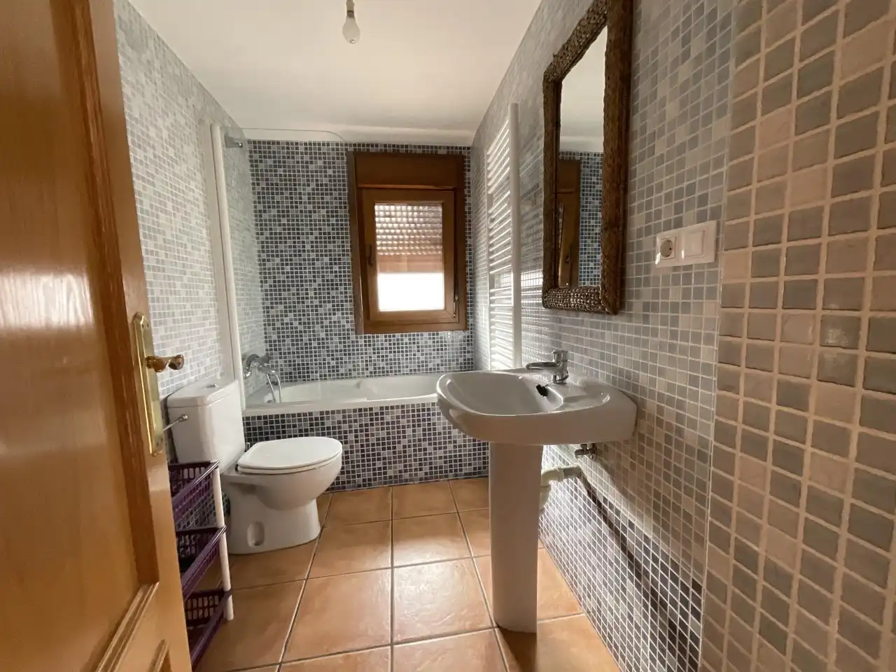 Bany de Dúplex en venda en Santo Domingo de la Calzada amb Calefacció, Parquet i Terrassa