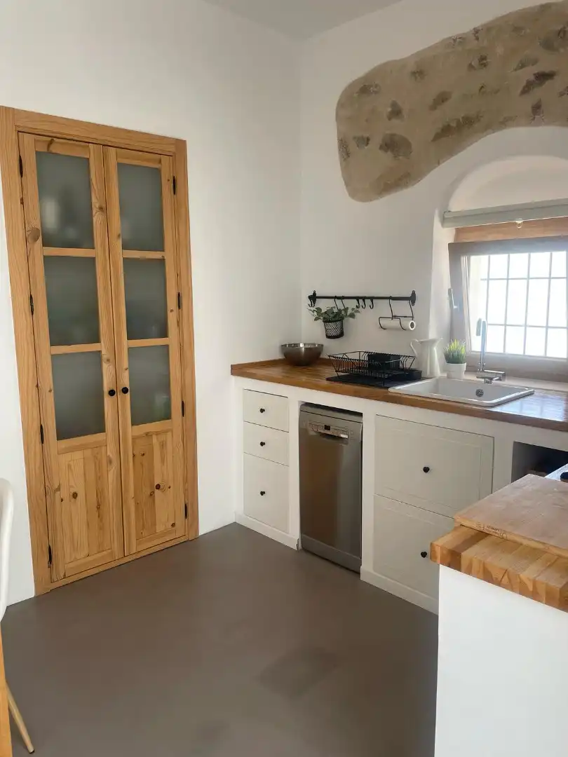 Cuina de Casa adosada en venda en Tarifa amb Jardí privat, Terrassa i Piscina