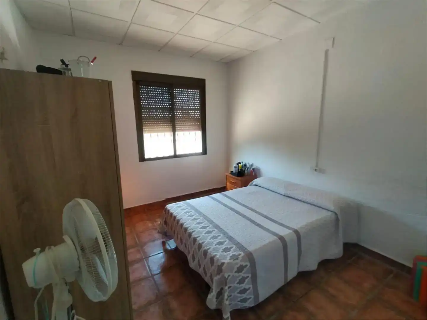 Dormitori de Finca rústica en venda en Marmolejo amb Aire condicionat i Piscina