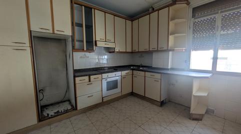 Foto 4 de Piso en venta en Arriotxe Kalea, Lutxana - Llano, Bizkaia