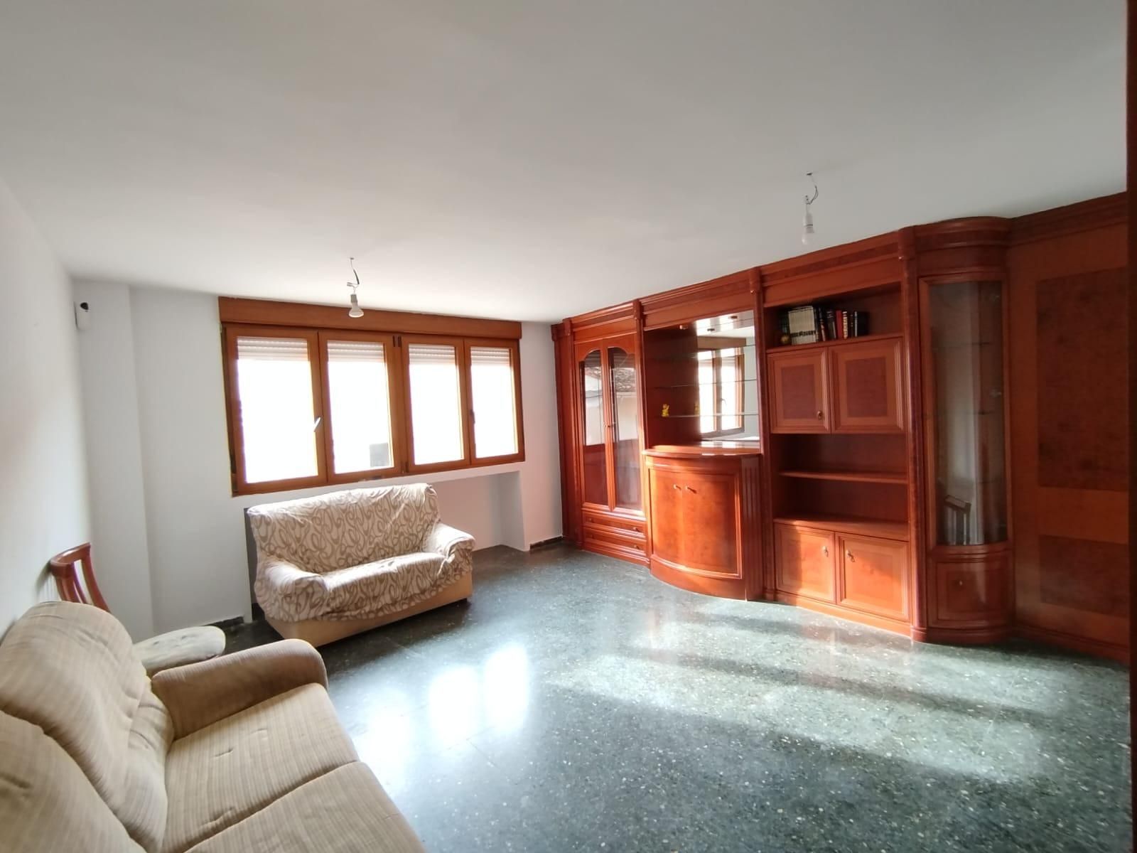 Sala de estar de Casa adosada en venta en Aielo de Malferit con Trastero y Balcón