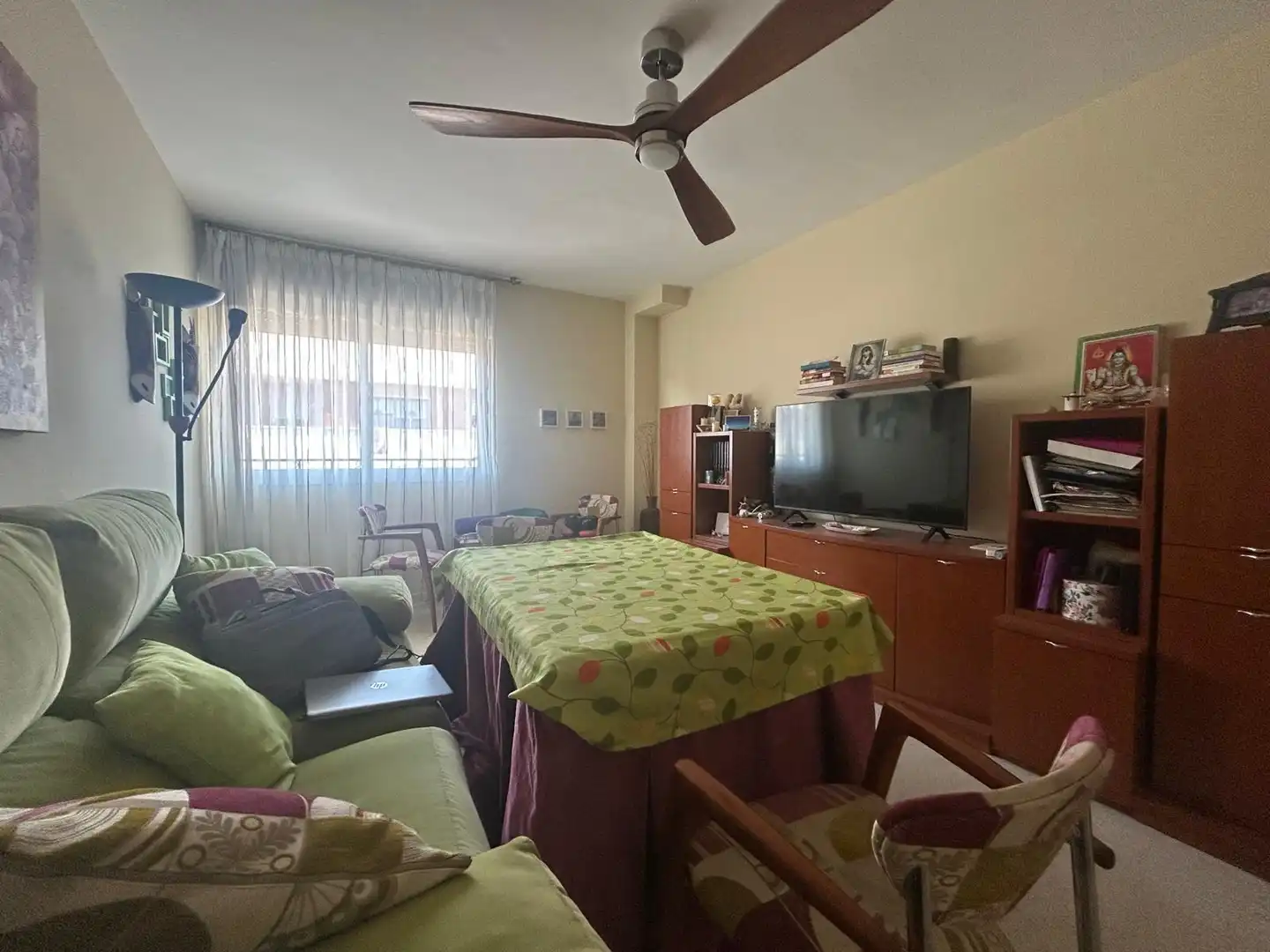 Sala d'estar de Pis en venda en Córdoba amb Aire condicionat i Moblat