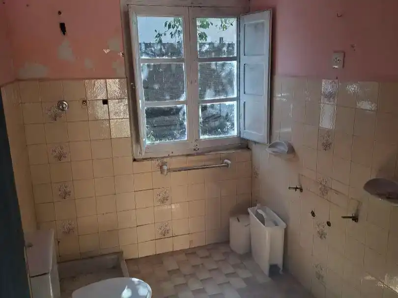 Bany de Pis en venda en Castropodame