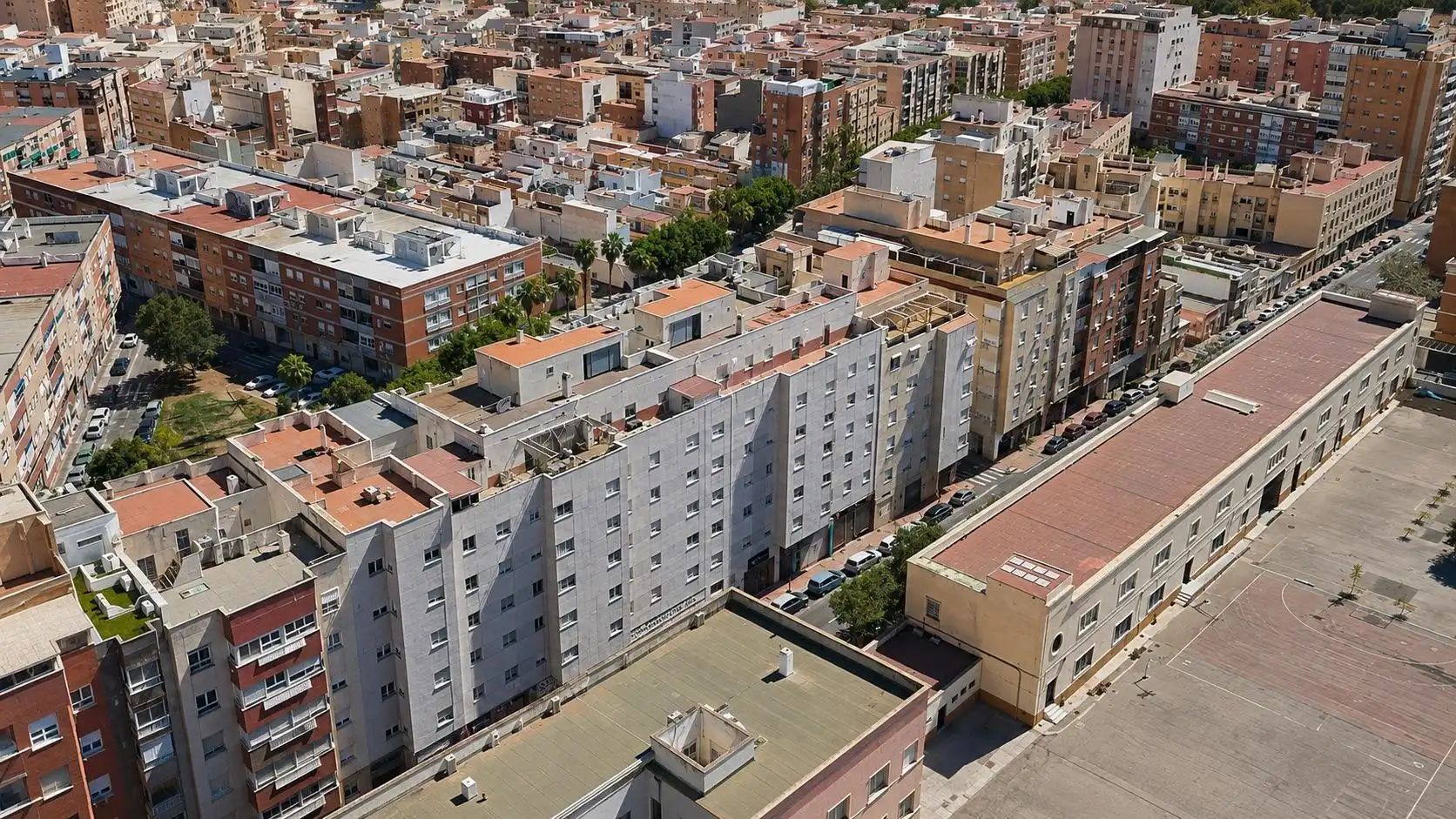 Vista exterior de Pis en venda en Almería amb Aire condicionat i Moblat