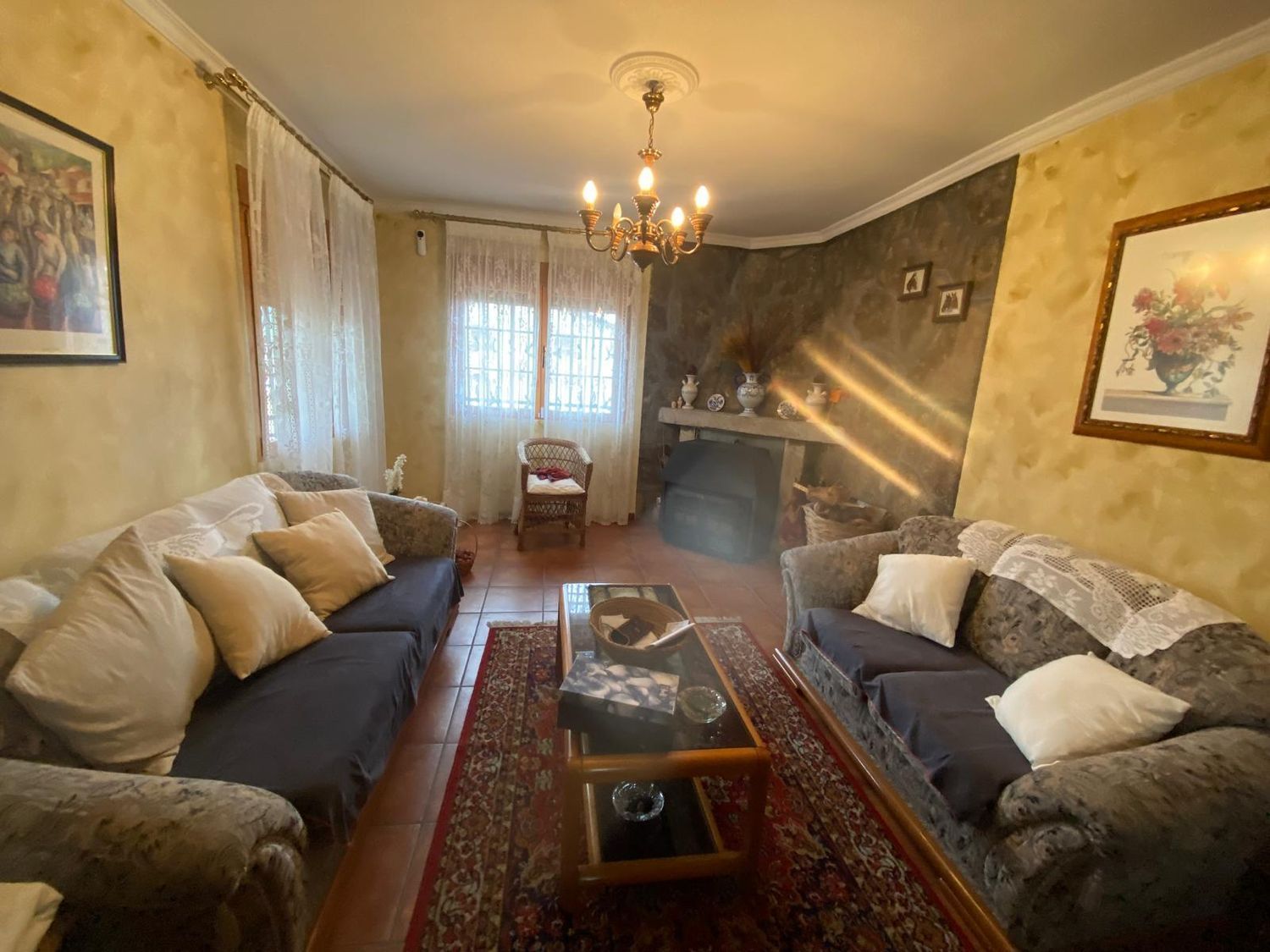 Living room of Single-family semi-detached for sale in Santa María del Tiétar  with Private garden