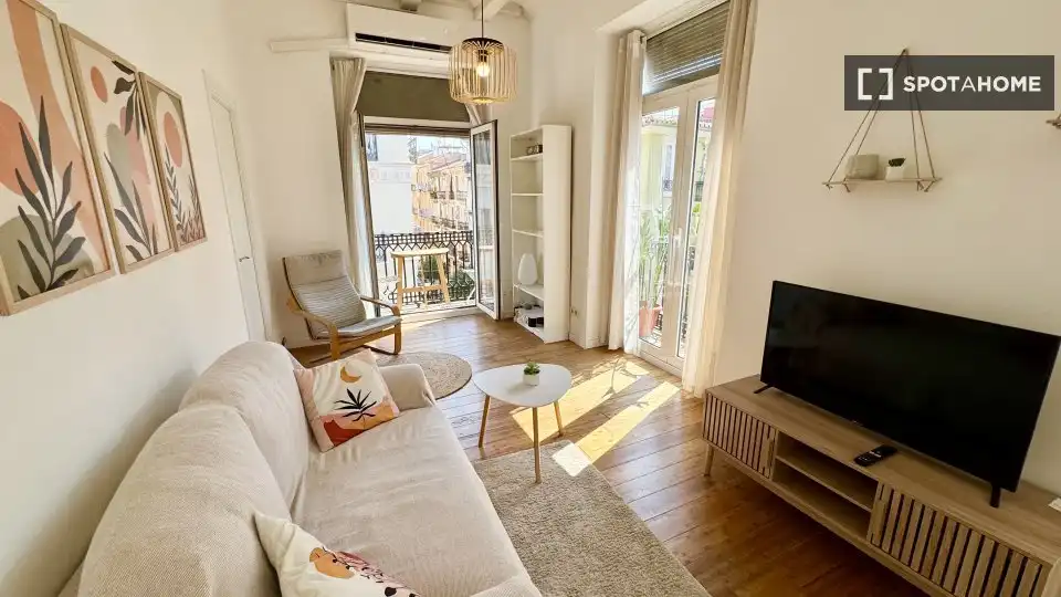 Flat with terrace to rent in Extramurs, imagen 11