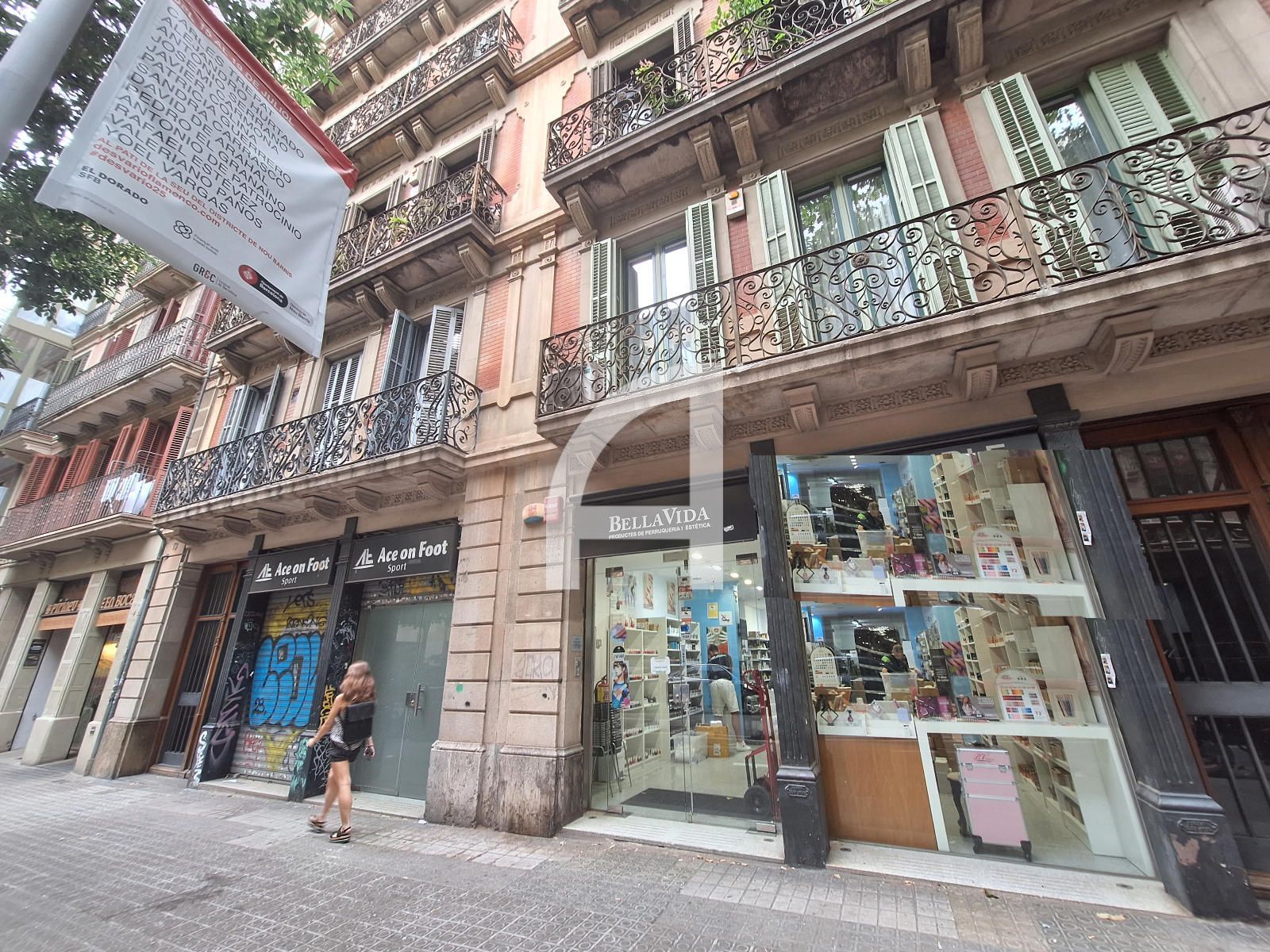 Vista exterior de Local de lloguer en  Barcelona Capital amb Aire condicionat