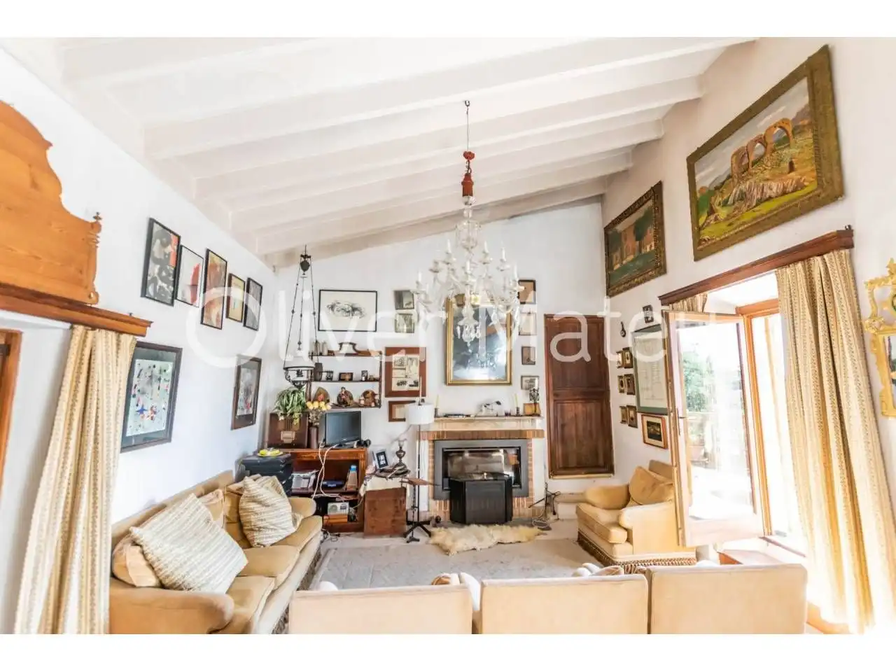 Sala d'estar de Casa o xalet en venda en Lloret de Vistalegre amb Jardí privat i Terrassa