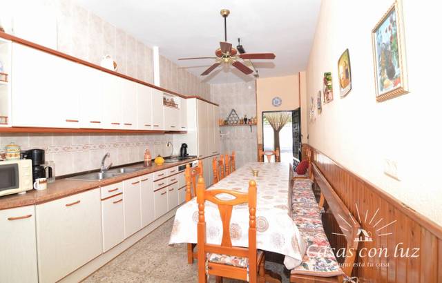 Casa adosada en Venta en Huertos Regao en Peñaflor