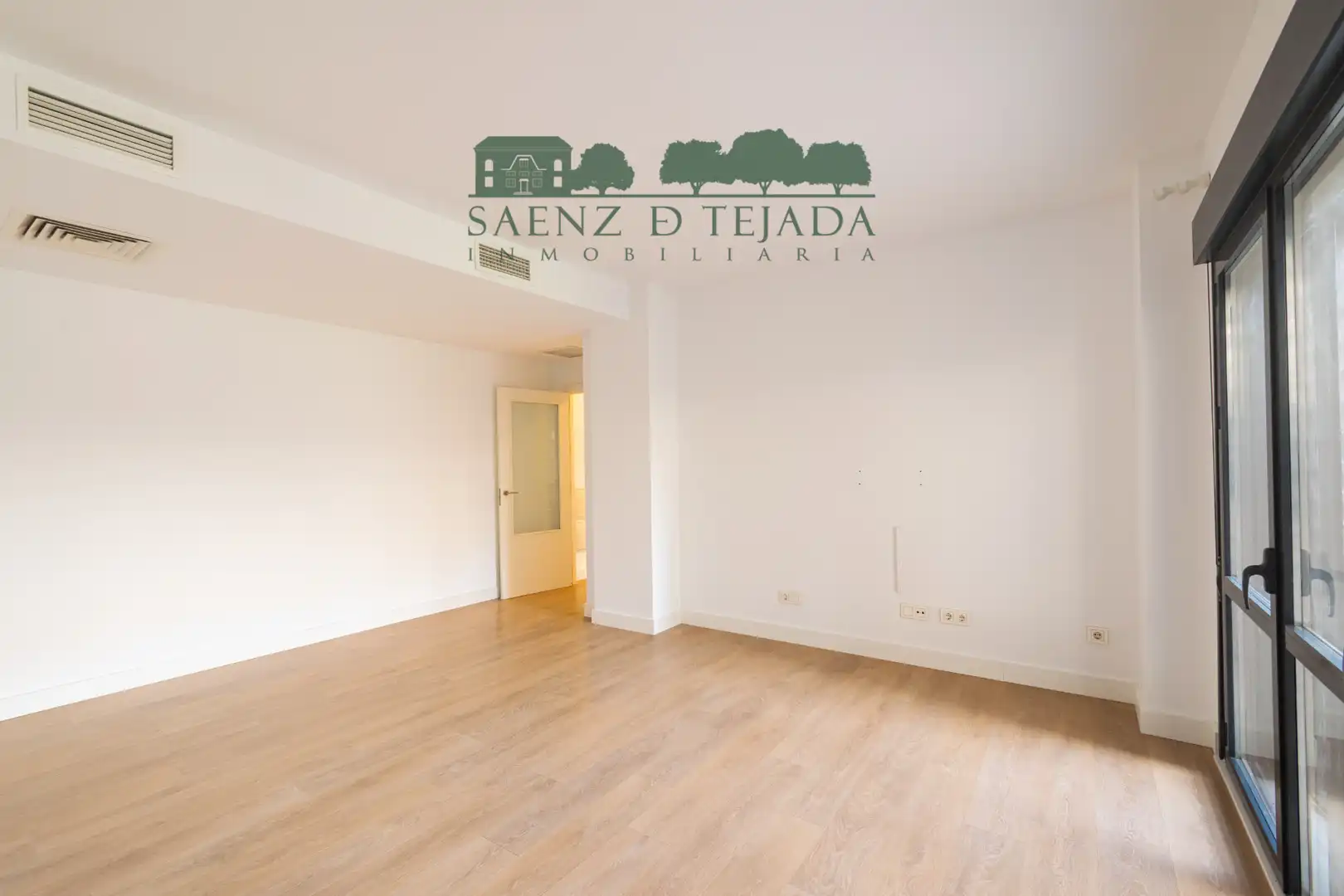 Wohnung mit Pool zum Verkauf in Calle Marqués del Nervión 30a, imagen 9