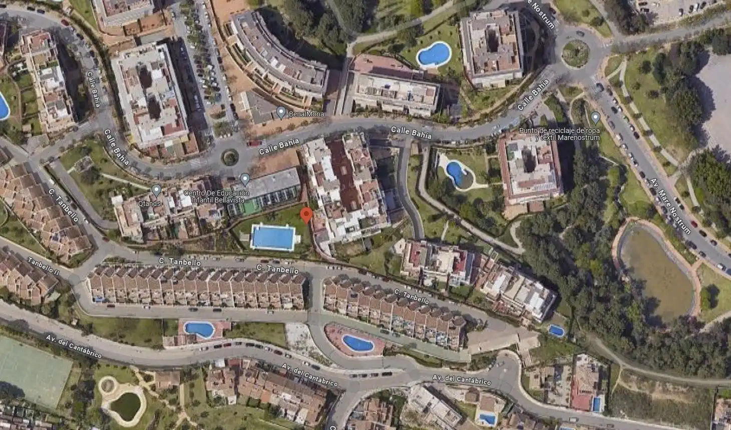 Vista exterior de Traster en venda en Benalmádena