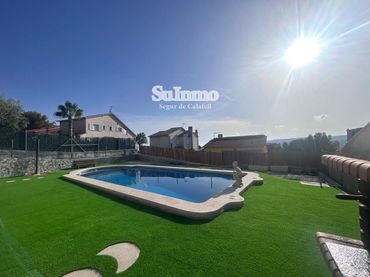 Villa avec piscine à vendre à MIQUEL COSTA I LLOBERA