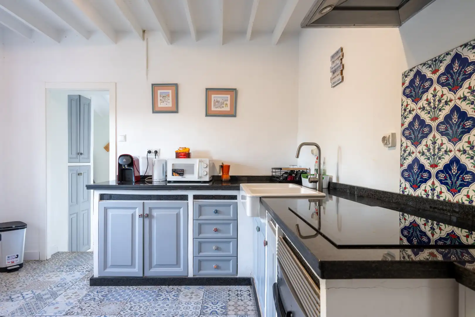 Cuina de Casa o xalet en venda en Fuengirola amb Aire condicionat, Jardí privat i Terrassa