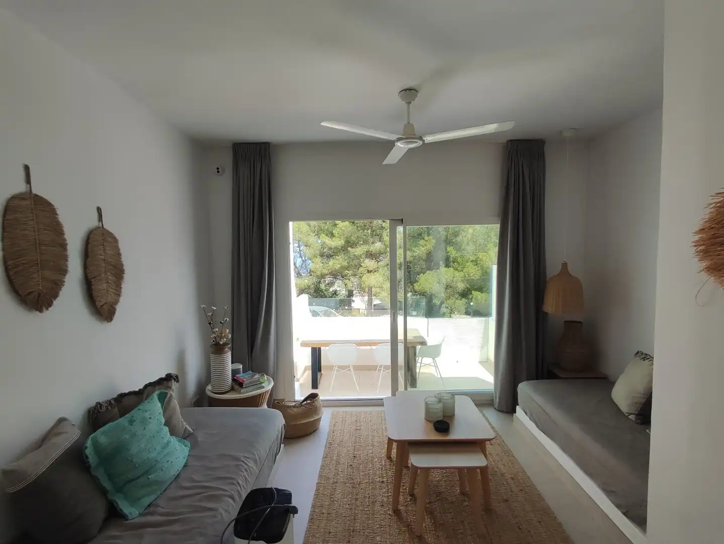 Sala d'estar de Apartament en venda en Sant Joan de Labritja amb Aire condicionat, Calefacció i Terrassa