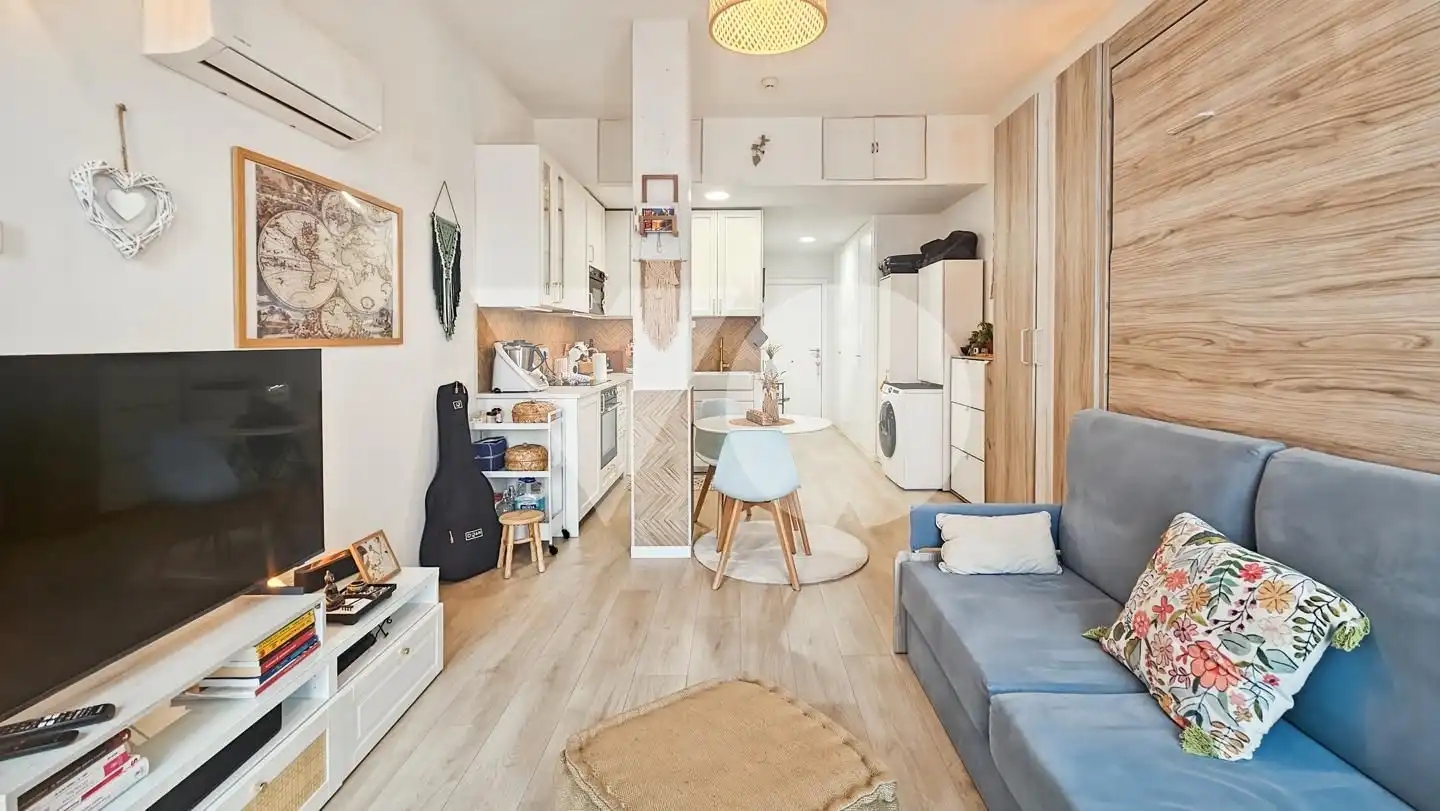 Living room of Study for sale in  Madrid Capital  with Air Conditioner, Heating and Terrace