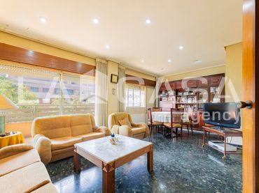 Wohnung mit Balkon zum Verkauf in Algirós