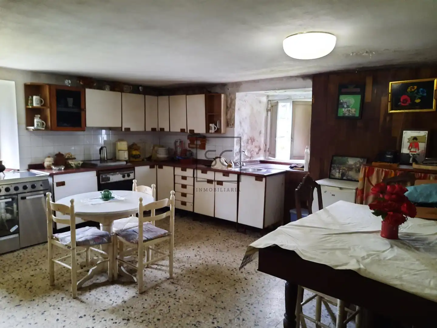 Cuina de Finca rústica en venda en As Pontes de García Rodríguez  amb Jardí privat
